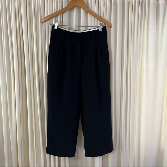 Wilfred Aritizia The Effortless Pant Black Tailored Trousers Crepette Sz 4‎ Crop - Picture 3 of 8
